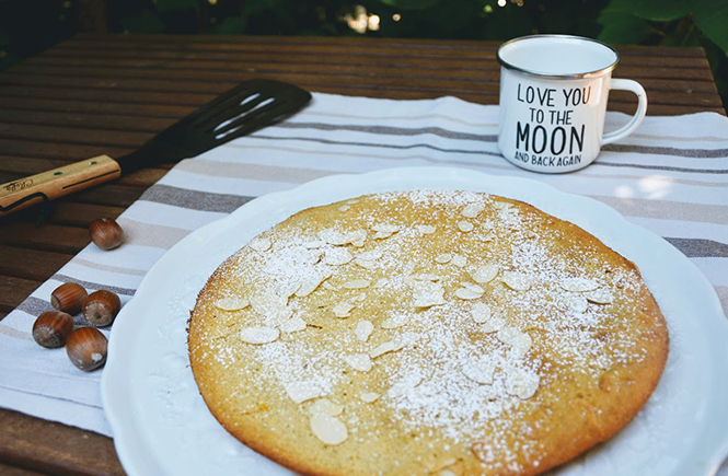 Gâteau aux amandes sur Swanee Rose Le Blog