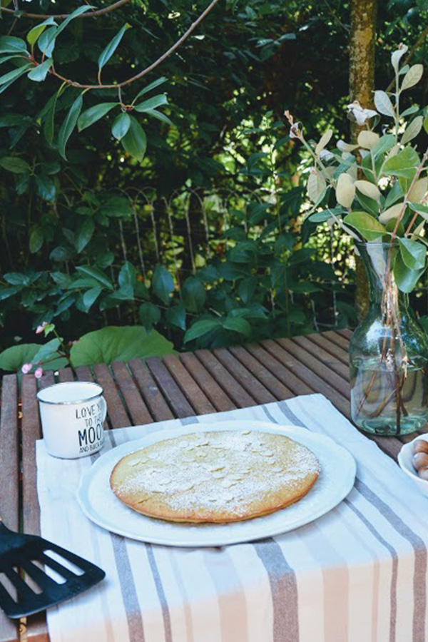 Gâteau aux amandes sur Swanee Rose Le Blog