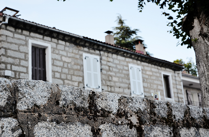 Maison de pierre Village de Zonza Corse