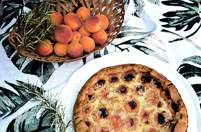 tarte-aux-abricots-sur-swanee-rose-le-blog