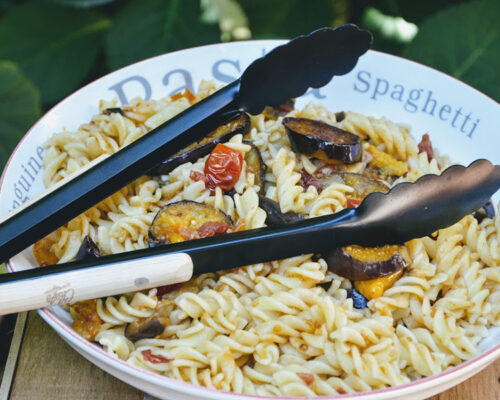 Pâtes-aux-aubergines-et-tomates-cerise