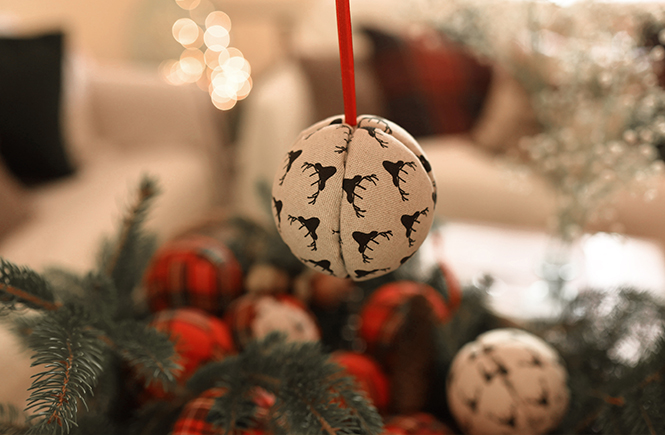 DIY Boules de Noël en tissu 