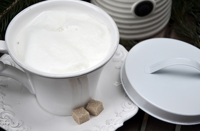 Cappucino onctueux avec l'Aerocino NESPRESSO