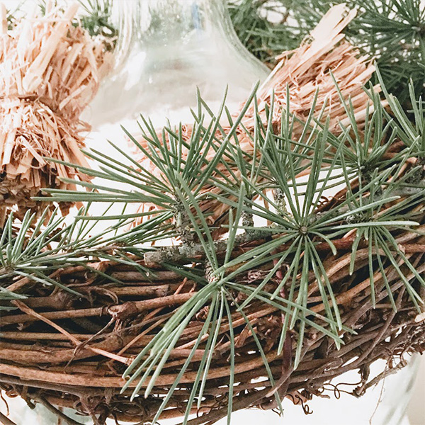 couronne-de-sapin-pour-dame-jeanne