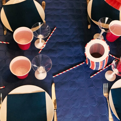 Table bleu blanc rouge pour le 14 juillet