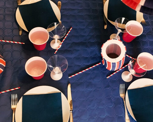 Table bleu blanc rouge pour le 14 juillet