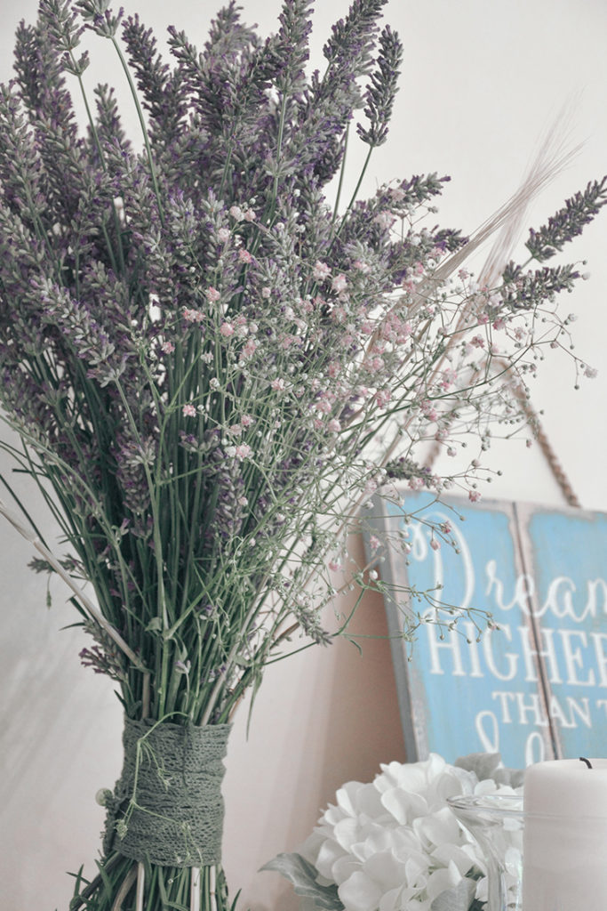 Simple bouquet de lavande séchée