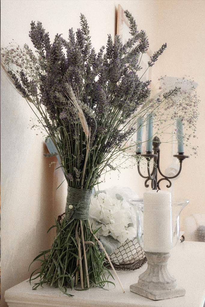 Simple bouquet de lavande séchée Swanee Rose Le Blog Dolce Vita Lifestyle