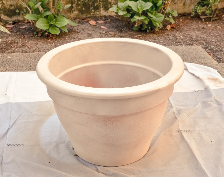 DIY Pot de jardin vieilli